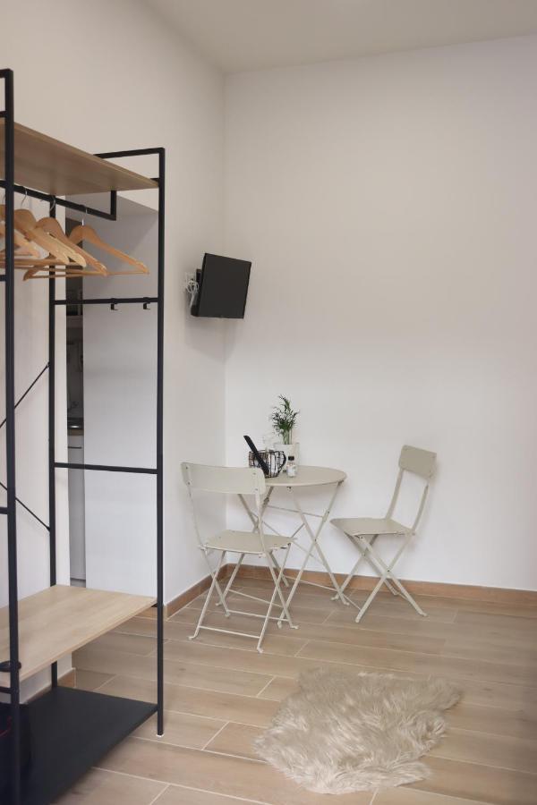 U Cuttigghiu Apartman Catania-Fontanarossai nemzetközi repülőtér Kültér fotó