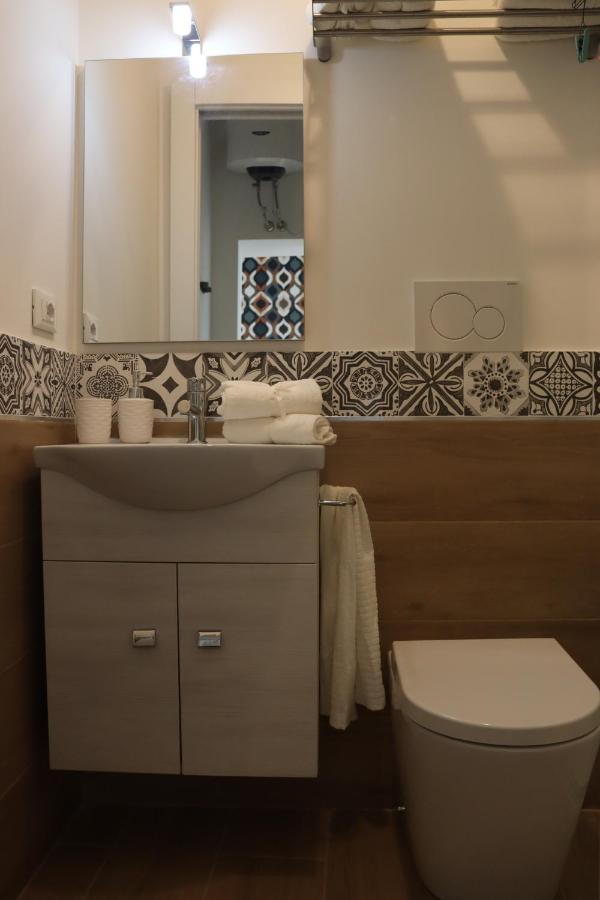 U Cuttigghiu Apartman Catania-Fontanarossai nemzetközi repülőtér Kültér fotó