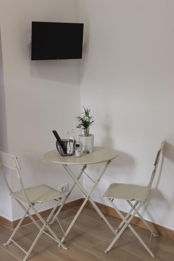 U Cuttigghiu Apartman Catania-Fontanarossai nemzetközi repülőtér Kültér fotó